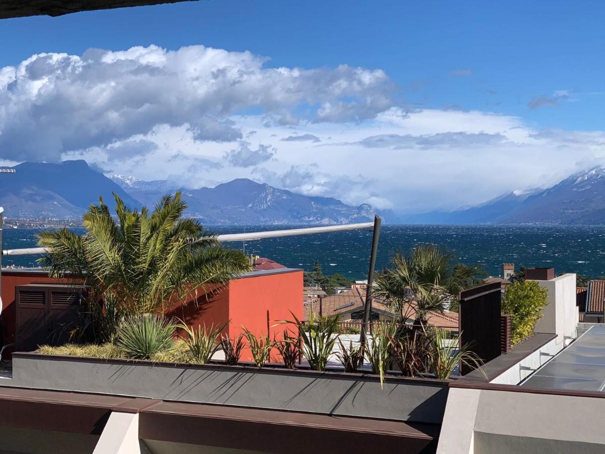 Panoramapartment デセンツァーノ・デル・ガルダ エクステリア 写真