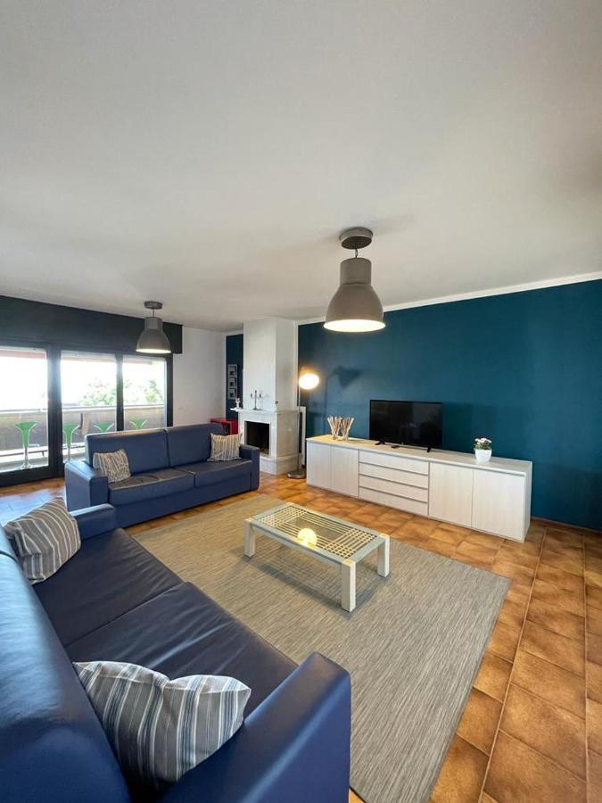 Panoramapartment デセンツァーノ・デル・ガルダ エクステリア 写真
