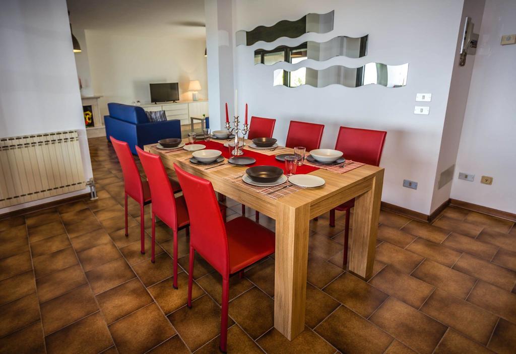 Panoramapartment デセンツァーノ・デル・ガルダ エクステリア 写真